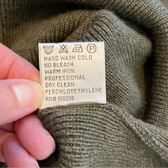 Peter Millar Crown Crafted Extra Fine Italian Merino Wool 1/4 Zip Sweater - Picture 6 of 6